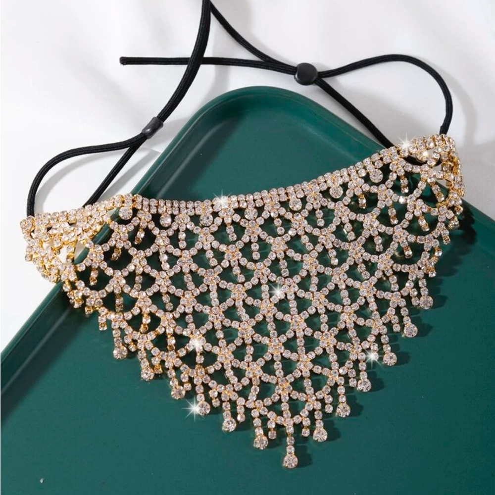 Face chain
